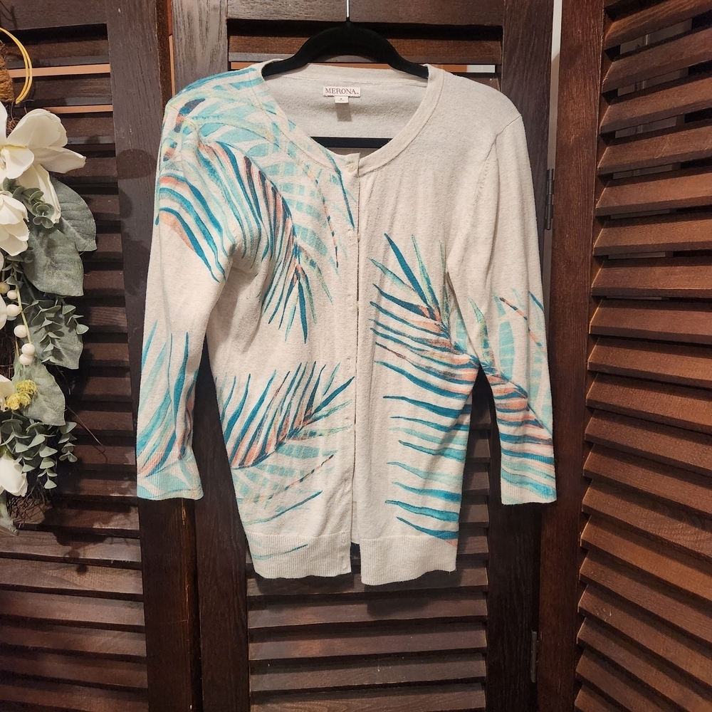 Merona Women's Tan and Teal Leaf Pattern Cardigan
